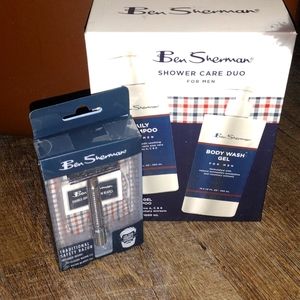 Men traditional razor  and body gel and shampoo